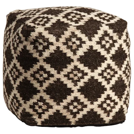 Batala Pouf